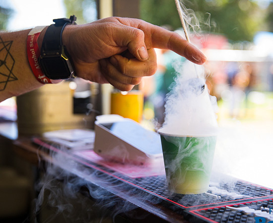 Cocktails with liquid nitrogen